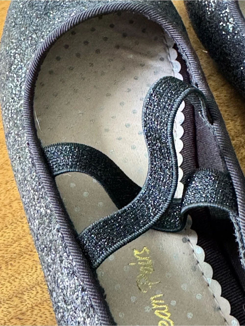 Dream Pairs Girls Black Glitter Mary Jane Flats | Like New | Size 1 Youth